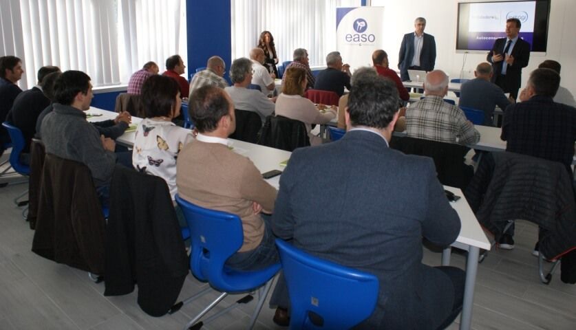 Ambilamp e Instaladores 2.0 informan sobre reciclaje y autoconsumo a los instaladores guipuzcoanos