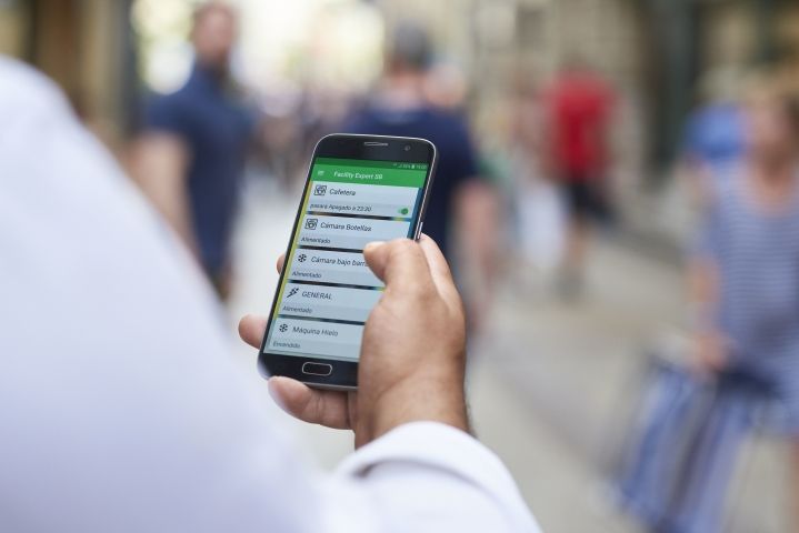 PowerTag Ambient, de Schneider Electric, facilita el control remoto de la cadena de frío de pequeños comercios