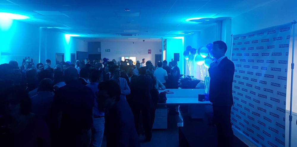 Fermax inaugura su nueva sede en Madrid ante casi un centenar de invitados