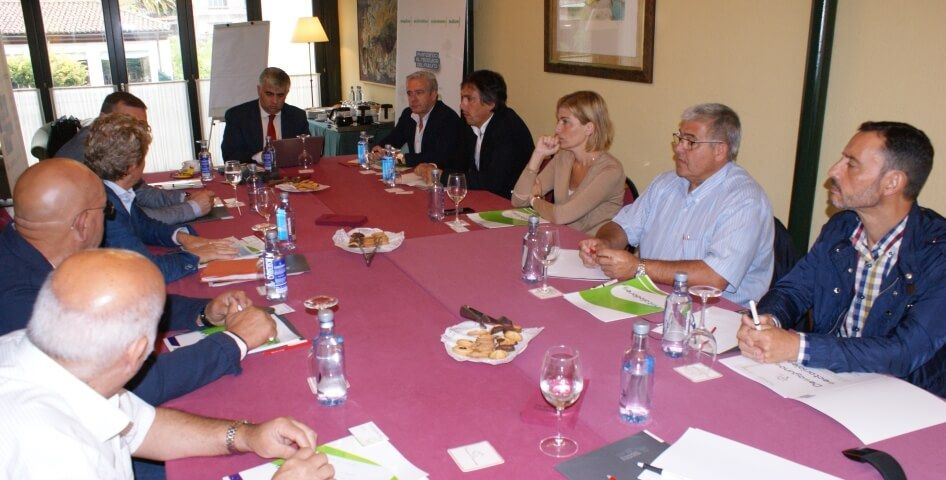 Desayuno sobre el Reciclaje en la Comunidad Gallega