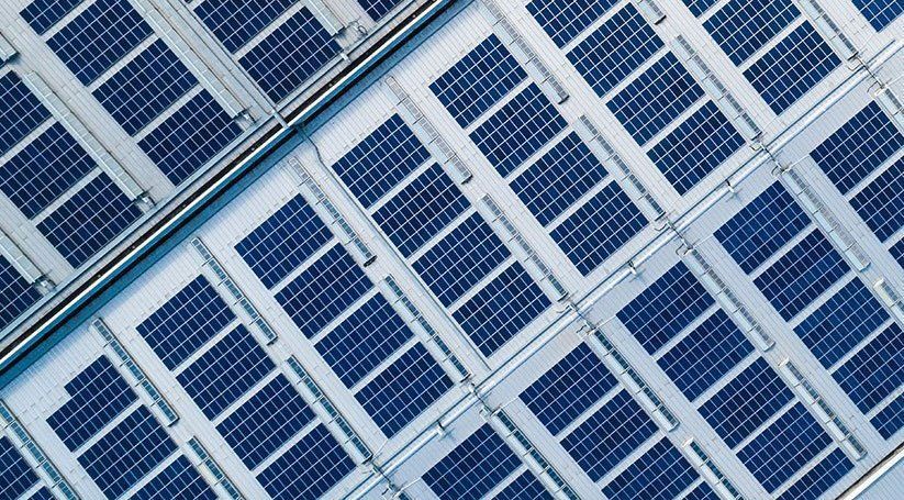 El Banco Europeo de Inversiones quiere movilizar 200 millones de euros para renovables en España y Portugal