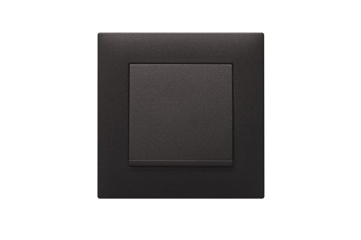 Hager presenta lumina intense para “empezar con buena imagen”