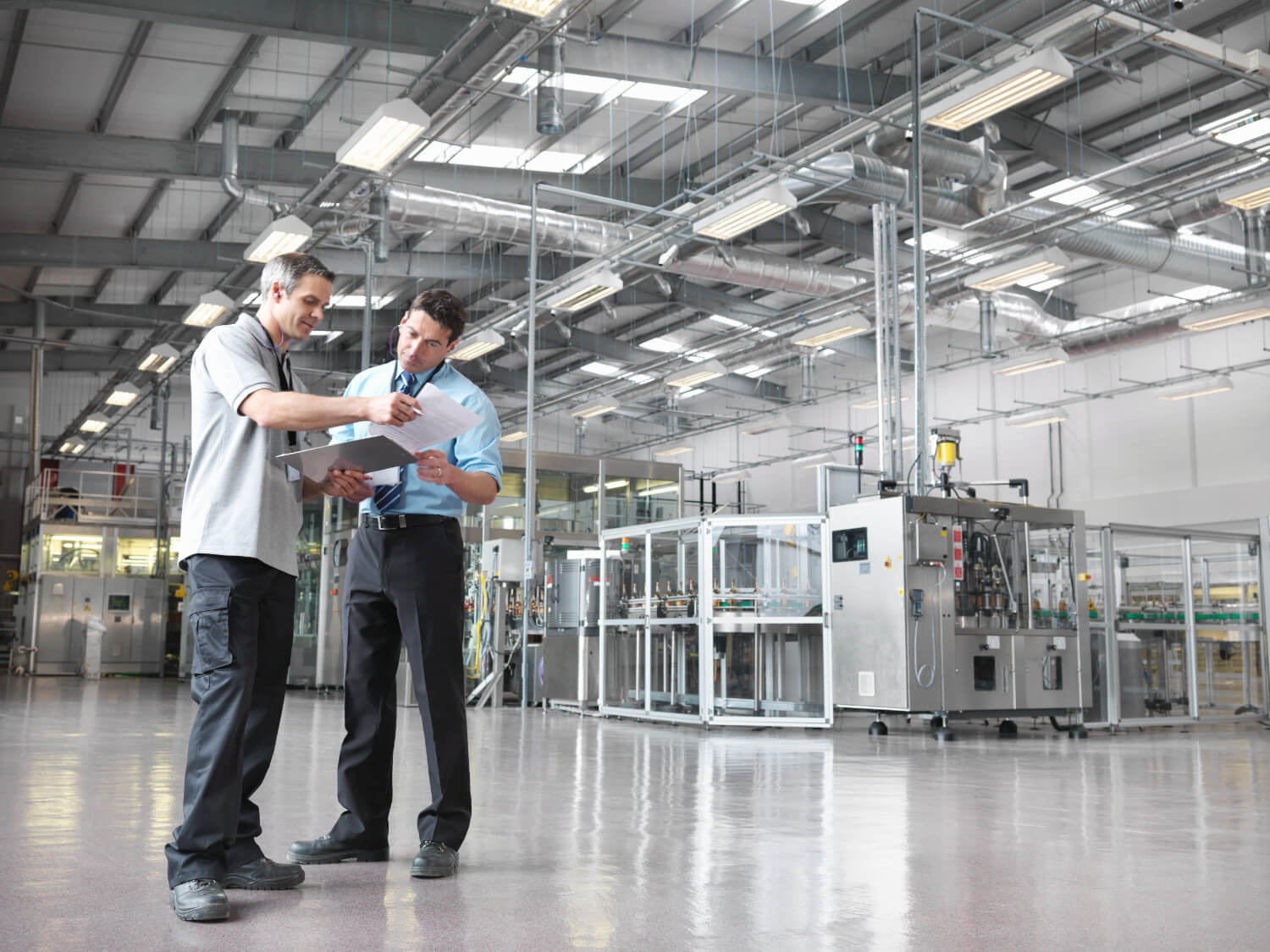 Ledvance ofrece claves para reducir el coste energético en un almacén