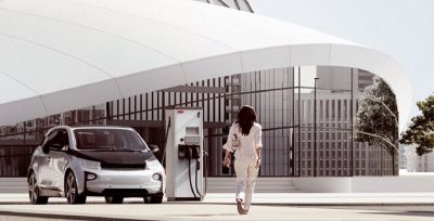 ABB y Elatec se unen para fomentar el pago de la recarga de vehículos eléctricos desde el móvil