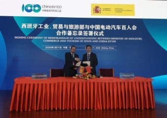 España y China mediante EV100 acuerdan “desarrollar iniciativas conjuntas en torno al vehículo eléctrico y la movilidad del futuro”