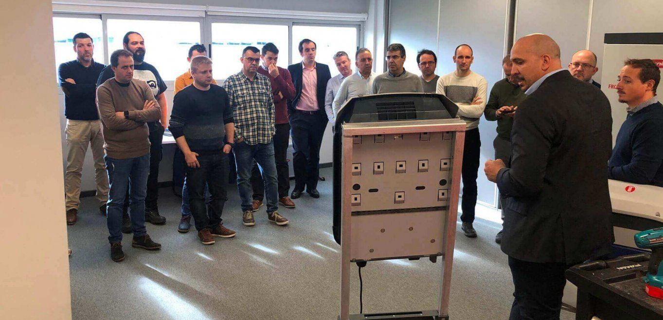 Nou Grup forma a sus asociados en relación con las oportunidades de negocio actuales