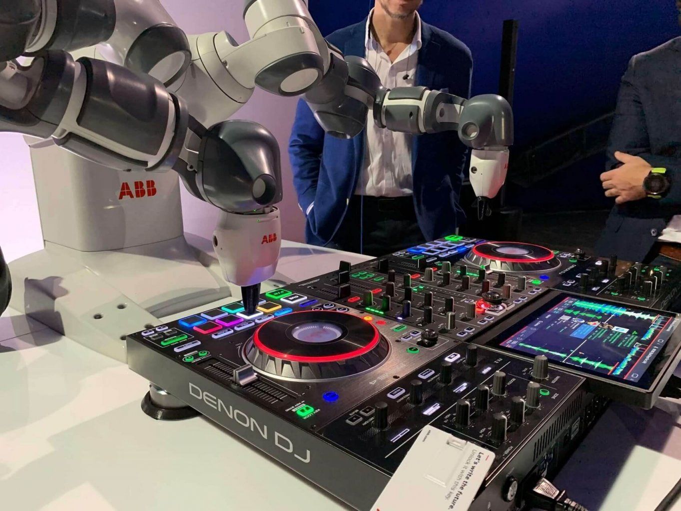 ABB presenta su Universo de Soluciones Digitales en un evento experiencial en Barcelona