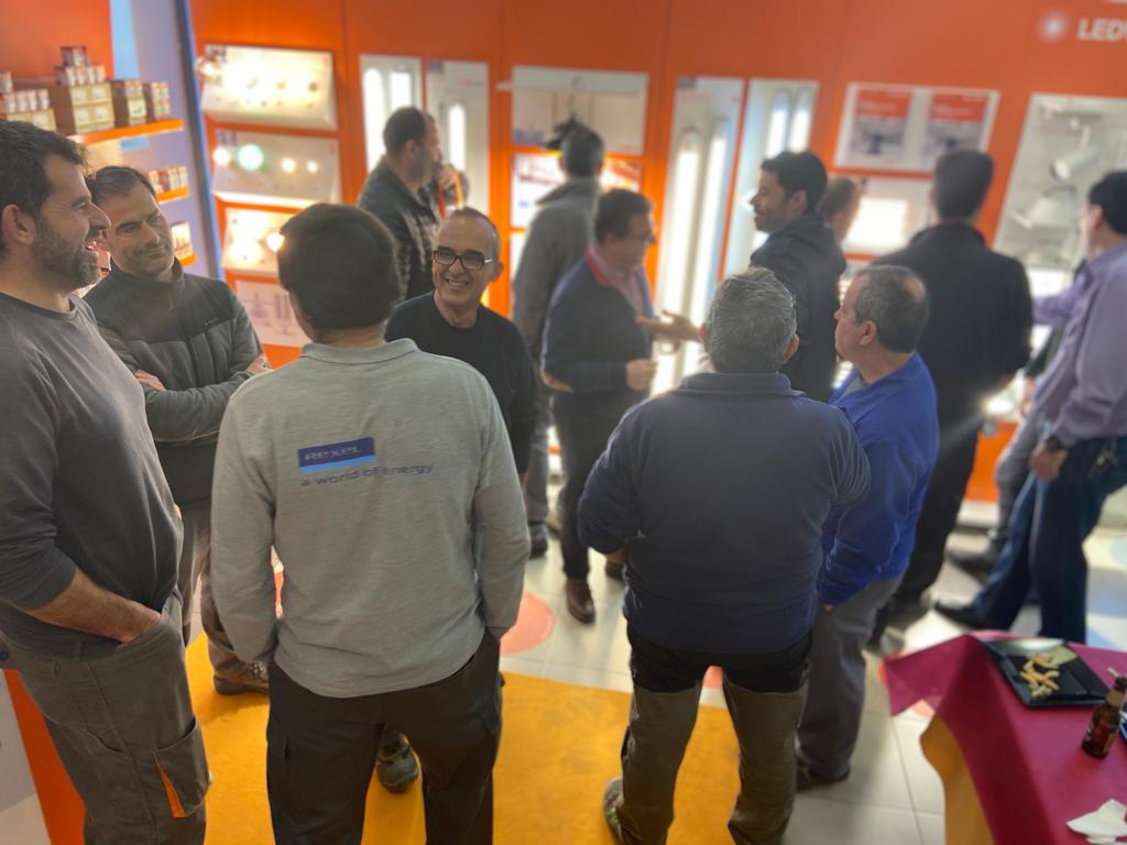 Ledvance estrena un espacio en el punto de venta de Rexel Toledo