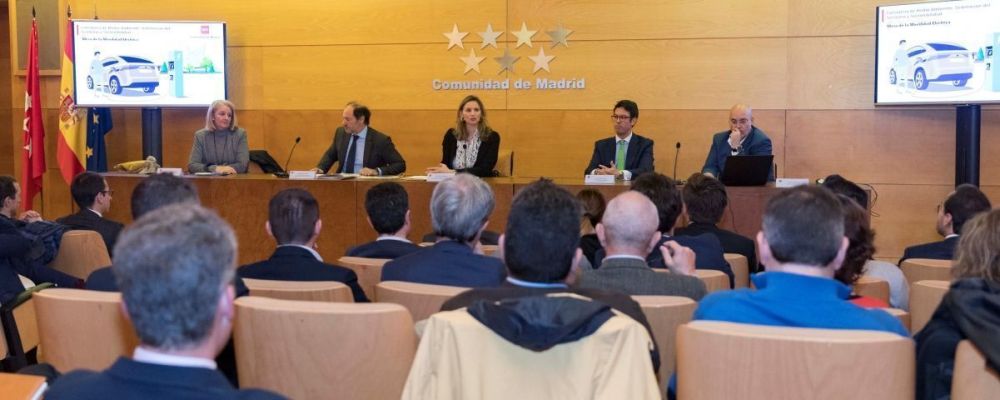 La Comunidad de Madrid activa una Mesa para el Fomento de la Movilidad Eléctrica