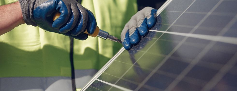 Fenie piensa que las medidas del Gobierno generan más incertidumbre a las empresas instaladoras