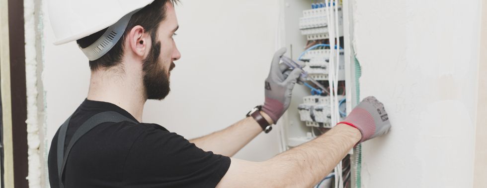 Fenie solicita al Gobierno redefinir las medidas económicas para no hundir al colectivo de empresas instaladoras