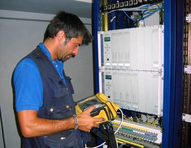 Ciudadanos y empresas pueden recurrir a un instalador para que repare una avería