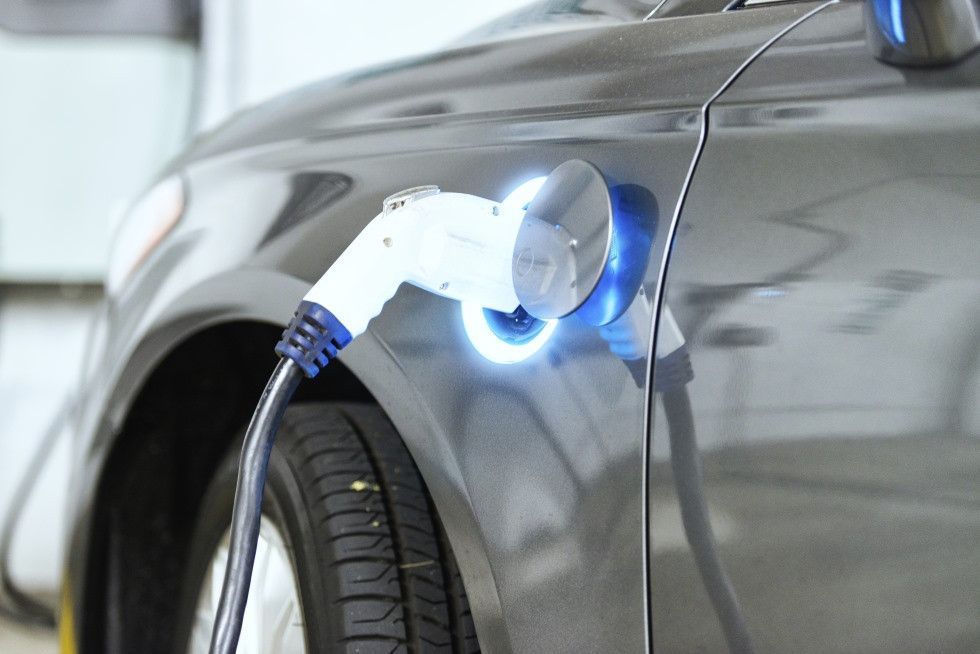 Las ventas de vehículos eléctricos suben más de un 41 % hasta octubre, con más de 26.600 unidades