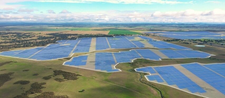 ABB digitaliza parques fotovoltaicos de Solarcentury