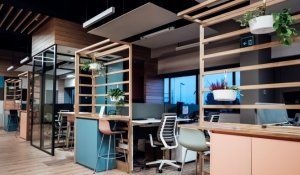 LEDS C4 ilumina las oficinas de Sevilla Fashion Outlet  