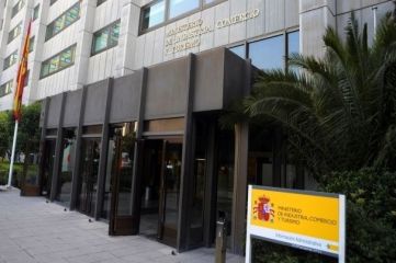 Industria destina casi 2 millones de euros a apoyar la normalización y el fomento de la innovación industrial