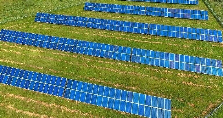 Una estrategia para que el sector fotovoltaico lidere la modernización del tejido industrial