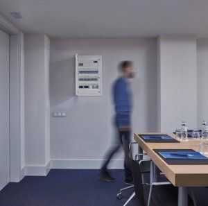 La protección de personas y equipos, según Hager Sistemas