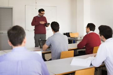 Otovo y Censolar promueven el talento joven para impulsar la energía solar en España