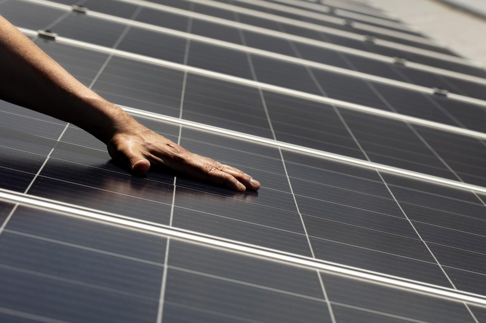 El Corte Inglés entra en el autoconsumo de la mano de la energética EDP