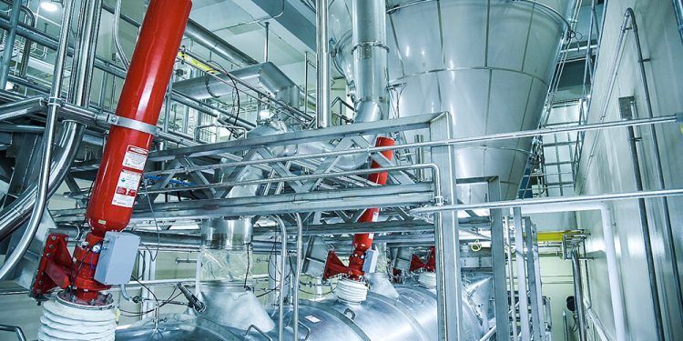 La industria española “se pelea” por la conveniencia del Fondo Nacional para la Sostenibilidad del Sistema Eléctrico