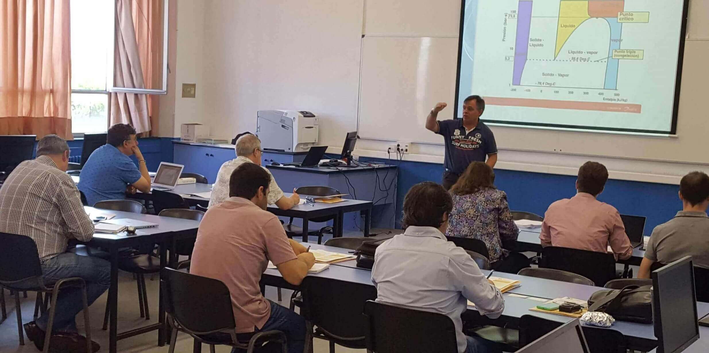 CNI alerta sobre los efectos negativos de una Ley de Formación Profesional Dual sin contar con las empresas