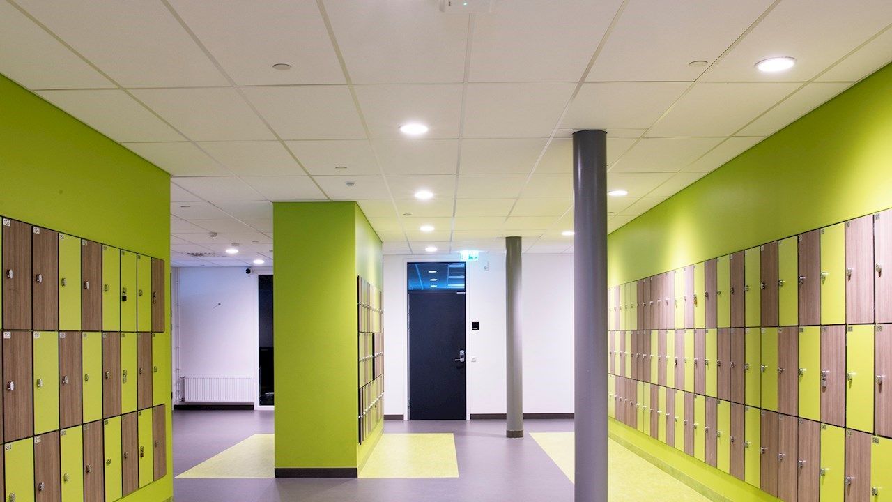 ABB aporta iluminación inteligente para ahorrar energía en una escuela sueca