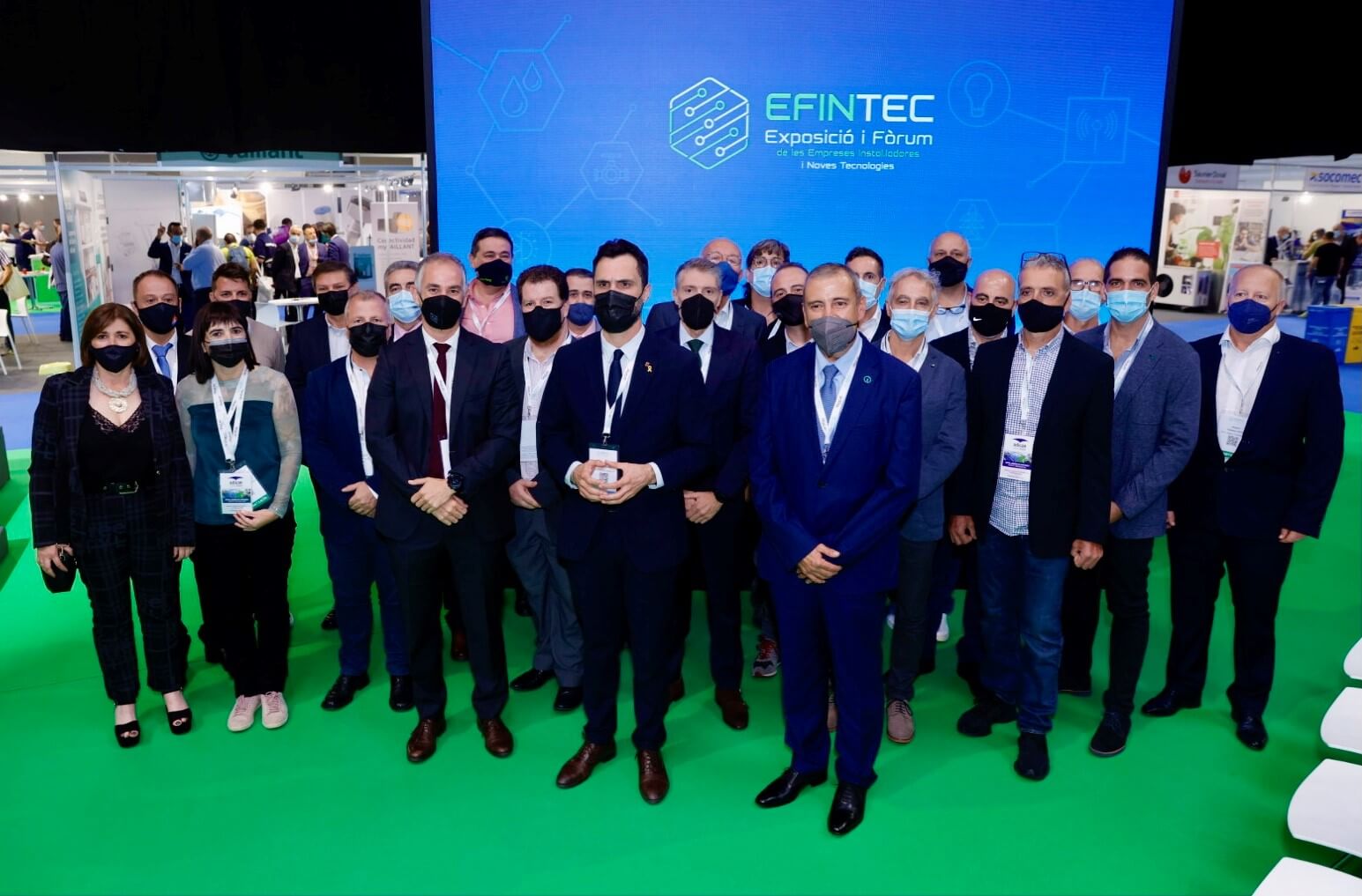 Foto de familia tras la inauguración