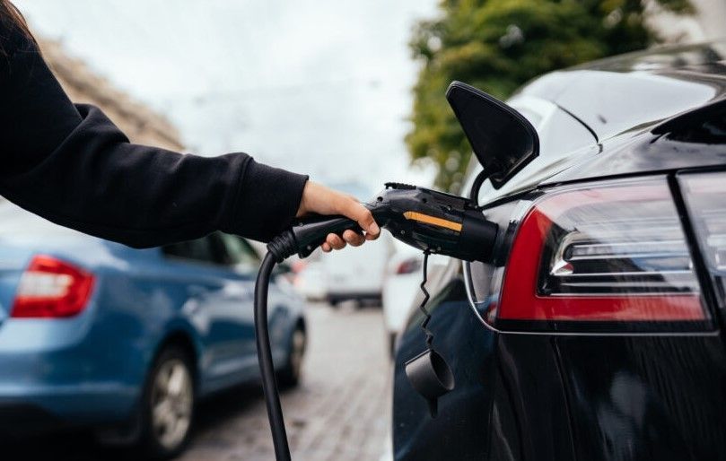 La movilidad eléctrica crece un 23 % en septiembre y se acerca a las 200.000 unidades en España