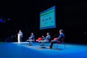 El Moves Grandes Flotas incluirá incentivos a las infraestructuras de recarga