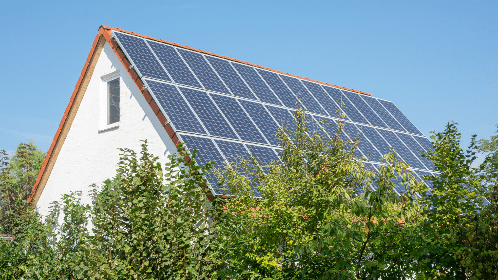 Abiertas dos convocatorias para proyectos piloto de comunidades energéticas