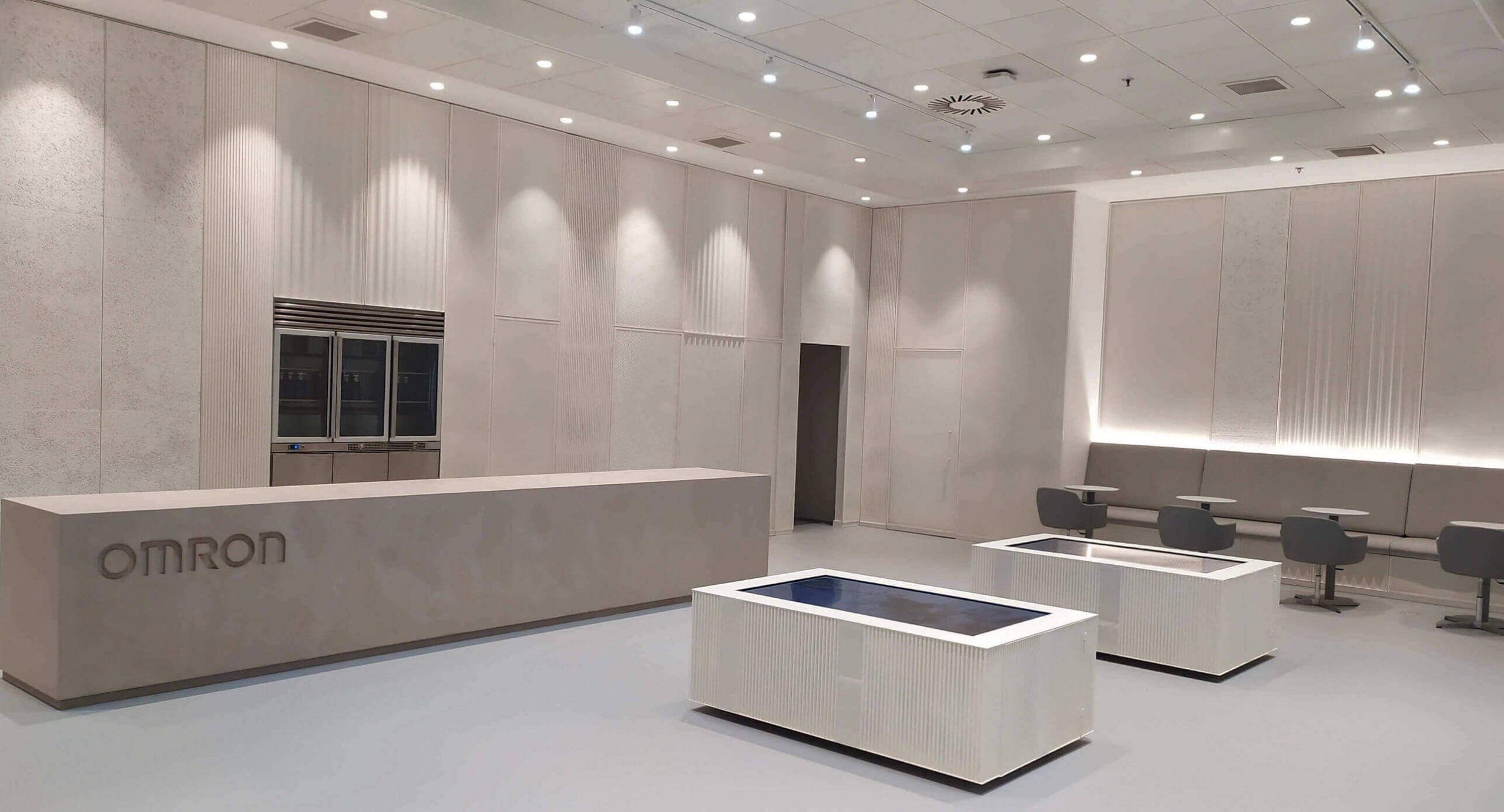 Omron apuesta por “la fábrica del futuro” con la renovación de su Centro de Automatización en Barcelona