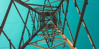 Propuestas de las comercializadoras eléctricas ante “el escenario actual de crisis energética y senda alcista de precios”