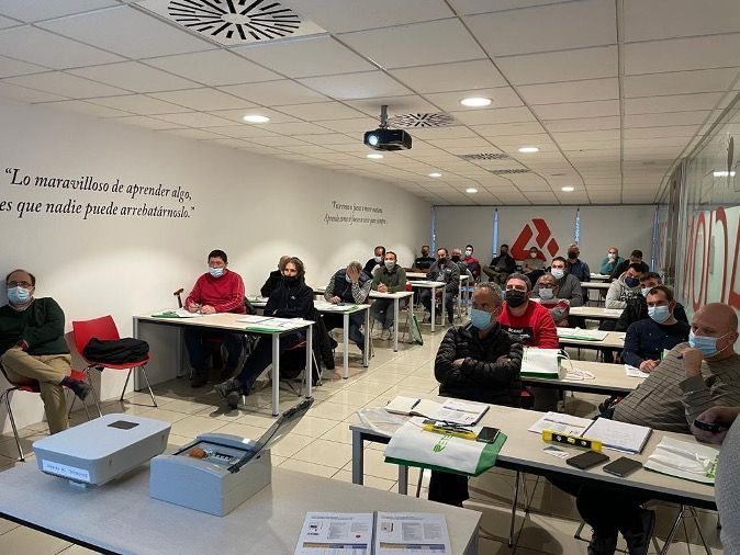 Retelec System y Covama apuestan por la formación en autoconsumo