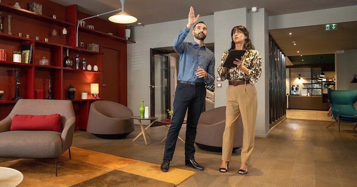 Más rendimiento y eficiencia en edificios, con el nuevo EcoStruxure™ Building Operation 2022