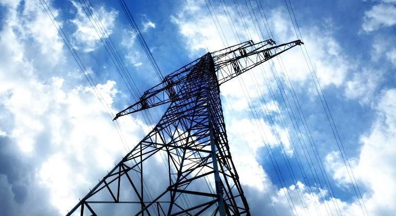 Feníe Energía denuncia que la rebaja eléctrica del Gobierno debilitará la competencia y reforzará el oligopolio