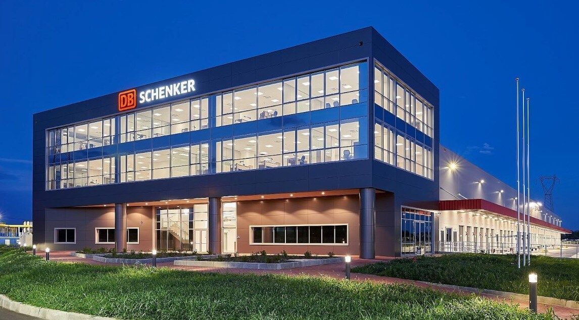 La iluminación de Trilux contribuye a la certificación Breeam de las nuevas instalaciones de DB Schenker