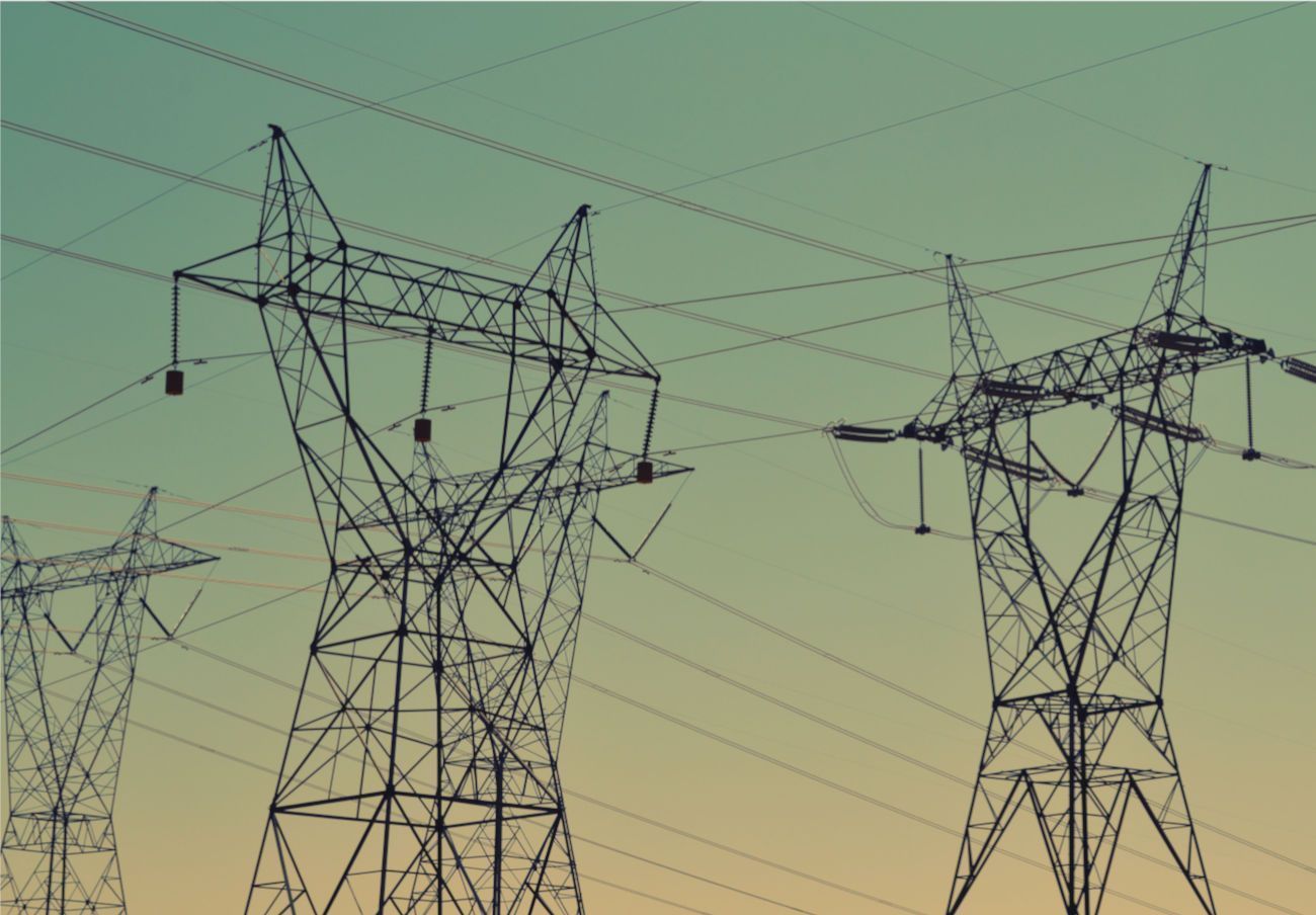 Facua afirma que la factura media de la electricidad puede variar hasta un 33 %, en función de la oferta