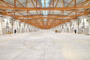 La iluminación de Trilux contribuye a la certificación Breeam de las nuevas instalaciones de DB Schenker