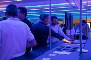 Un momento del evento con la distribución profesional en La Casa de la Luz