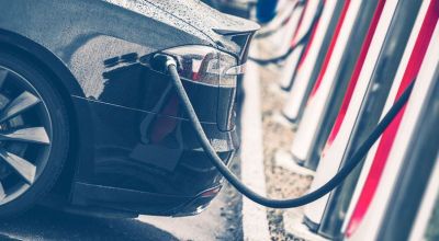 ¿Cuáles son las mejores regiones de España para ir de vacaciones en coche eléctrico?