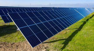 Feníe Energía alerta que la reforma energética del Gobierno favorece “a unos pocos privilegiados”