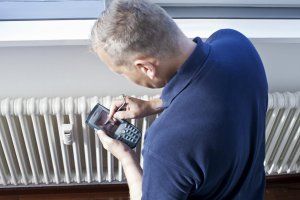 Un documento de CNI explica “Cómo repartir el consumo de una instalación colectiva”