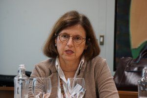 Isabel Mansergas, Simon