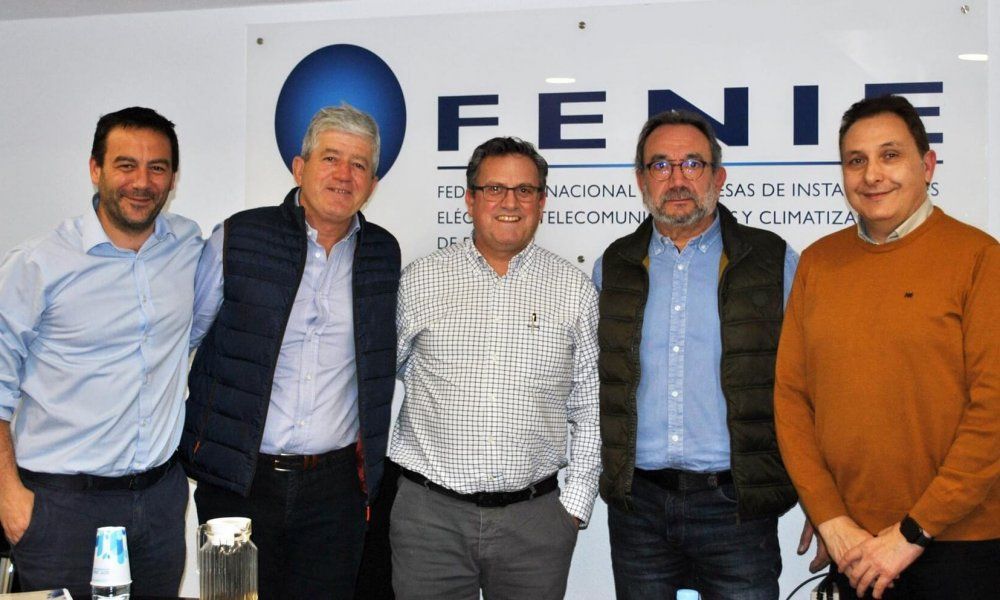 “El asociado tiene que vernos como punto de referencia para resolver cualquier problema sectorial”, una de las conclusiones del último encuentro Un Café con Fenie