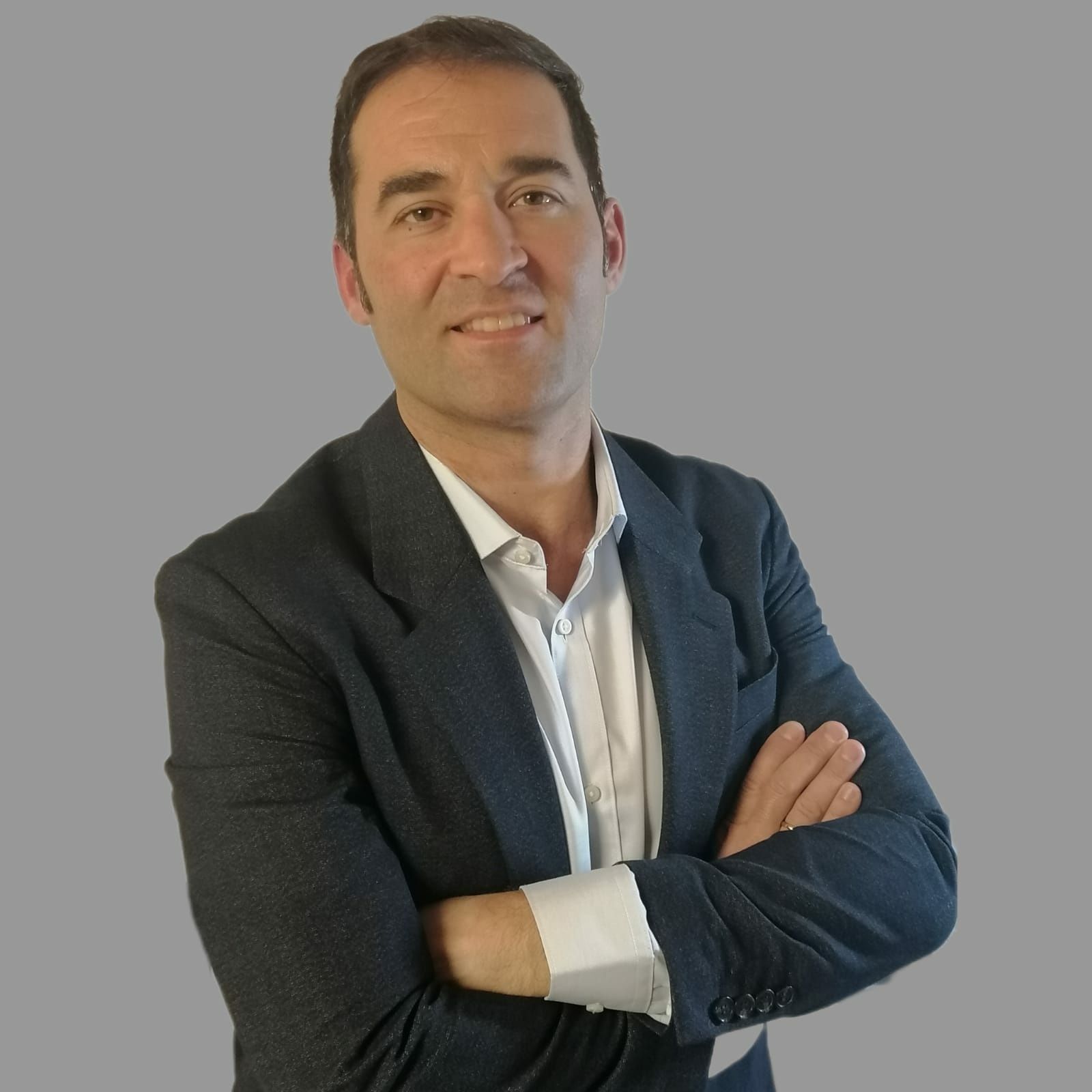 Schneider Electric elige a Adrián Castillo como nuevo Plant Manager de su fábrica en Puente La Reina