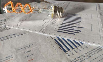 Controversia entre la CNMC y las eléctricas por las cláusulas de revisión ligadas al IPC en los contratos de energía