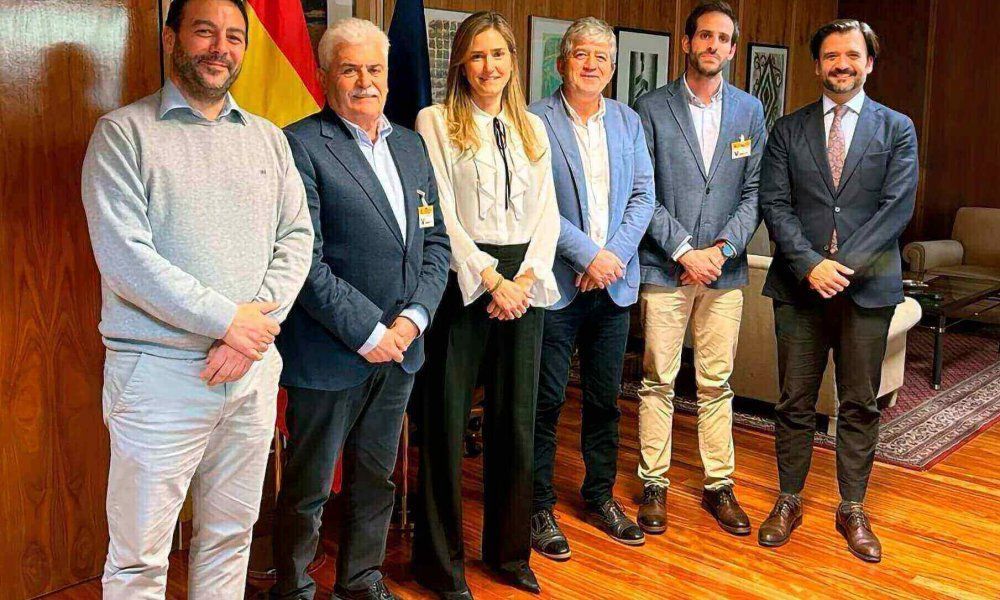 Fenie se reúne con la secretaria de Estado de Energía y reivindica sus propuestas en autoconsumo