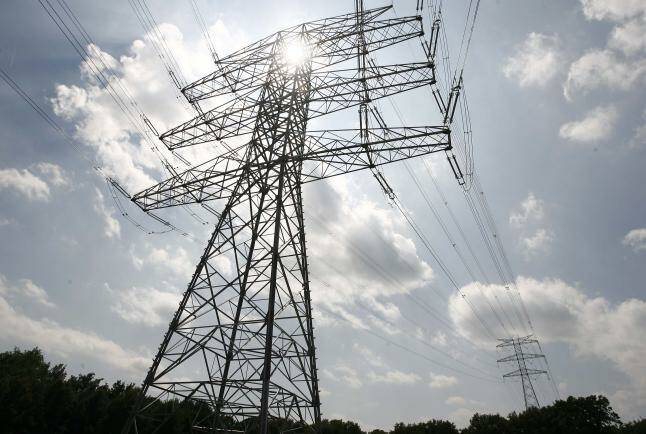 Propuesta de reforma para el mercado eléctrico: mercados a plazo y precio regulado para hidroeléctricas y nucleares