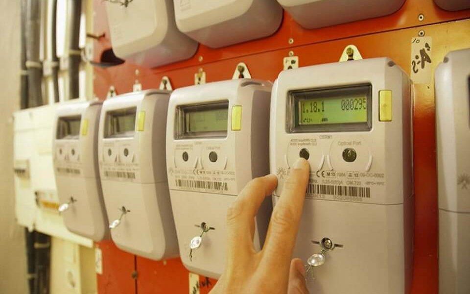 La CNMC impone nuevas medidas a Endesa, Naturgy, Iberdrola y HolaLuz para evitar cambios de compañía erróneos